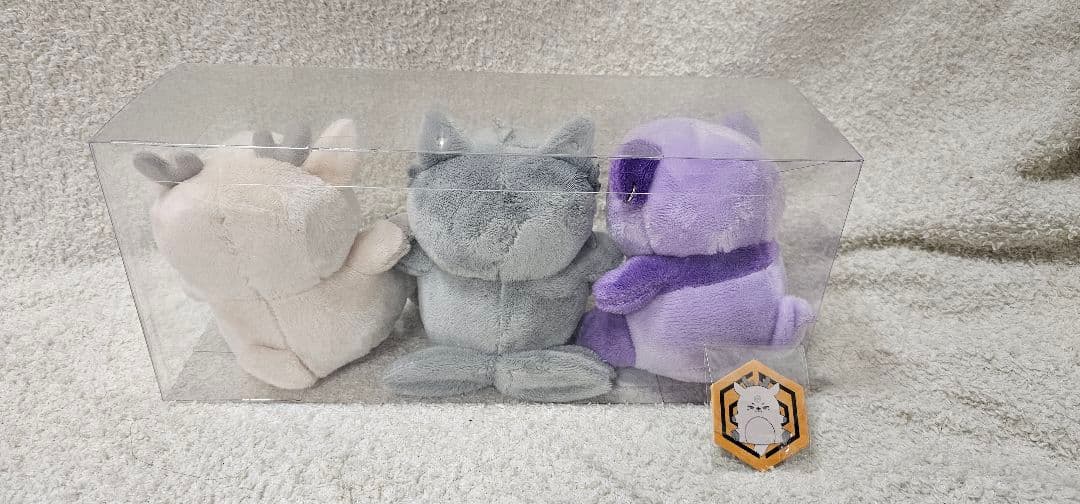 あやか様専用】女王蜂 qb BEAST ぬいぐるみ FC限定ステッカー付き