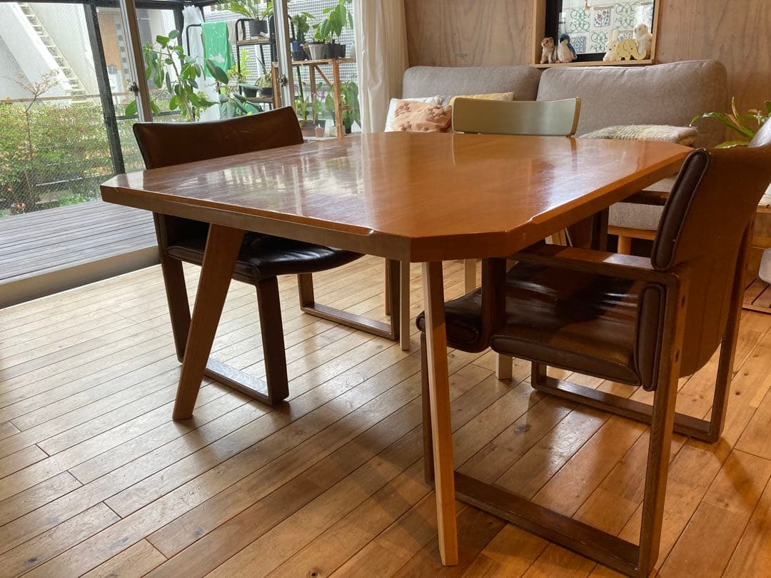 木製ダイニングテーブル（送料無料）