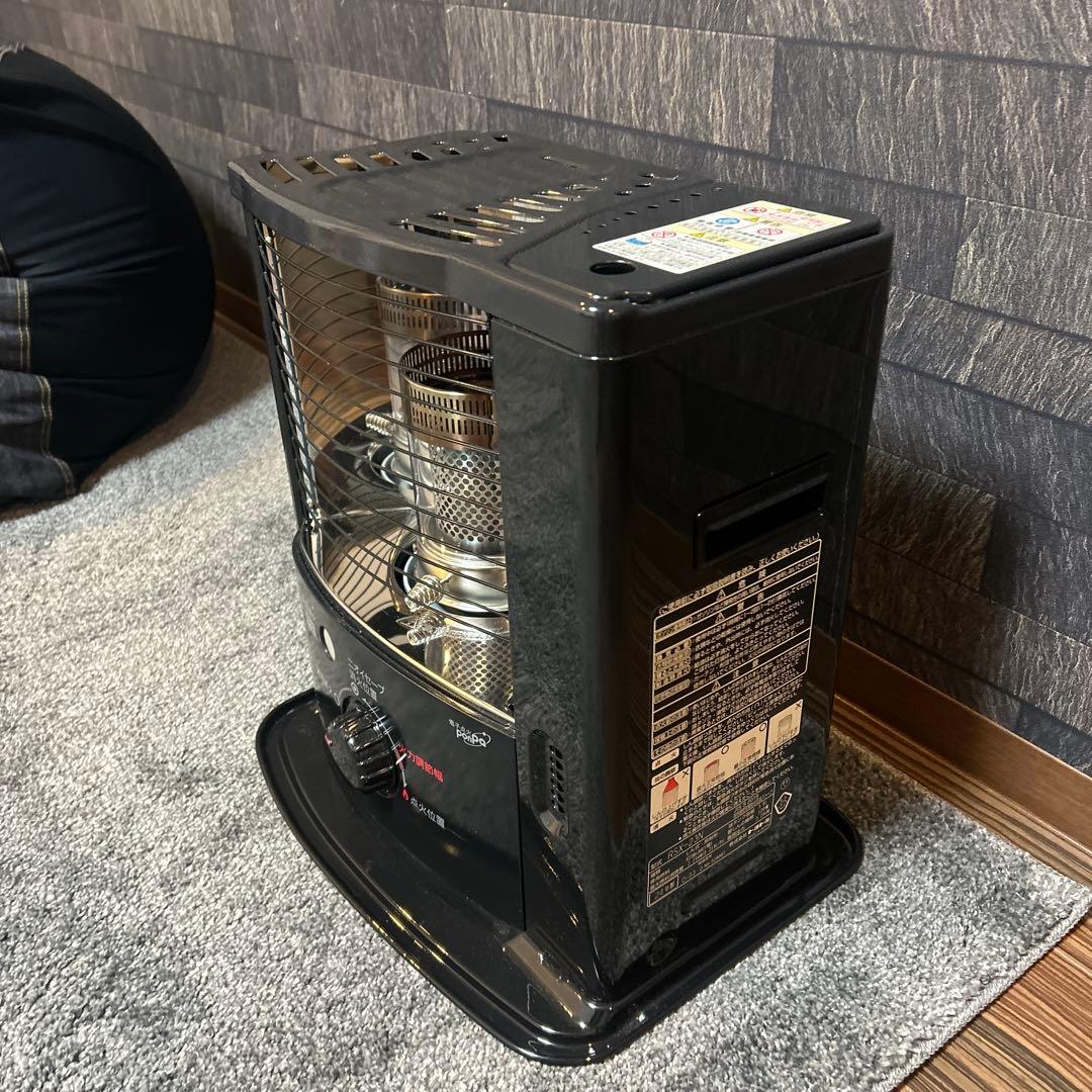 2024年製 RSX-23N ブラック タワー型ストーブ - メルカリ