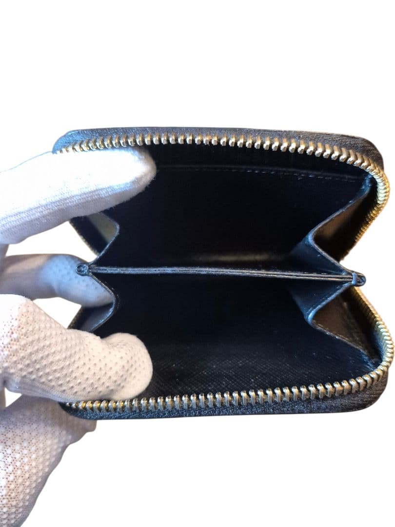 ＰＲＡＤＡ　プラダ　ラウンドファスナー　財布　ケース　小銭入れ