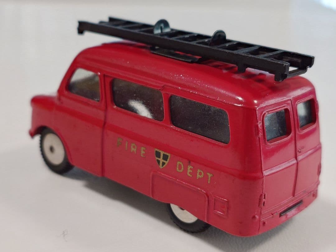 【SALE】CORGI TOYS 423 BEDFORD FIRE TENDER