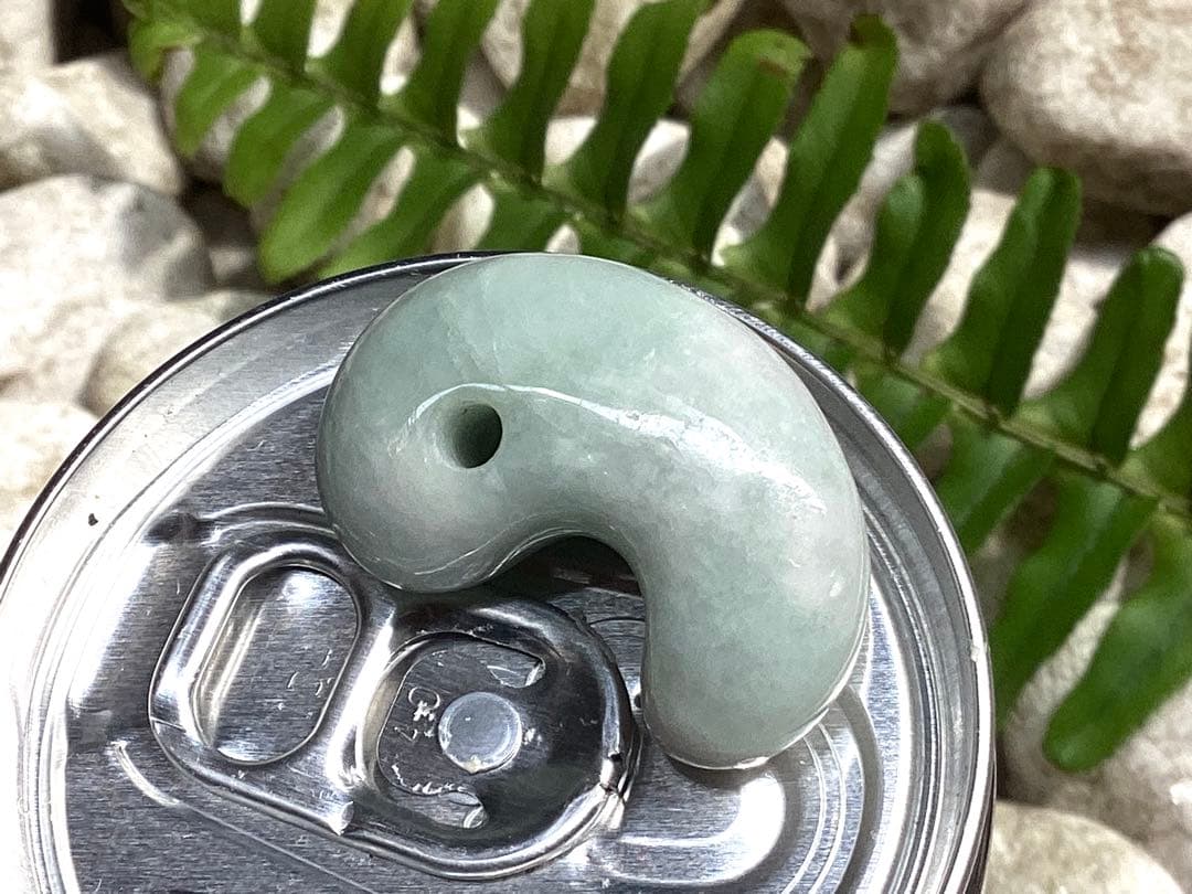 ✳幸運導く**糸魚川翡翠 勾玉 吉祥開運 本物の守護石をお身近