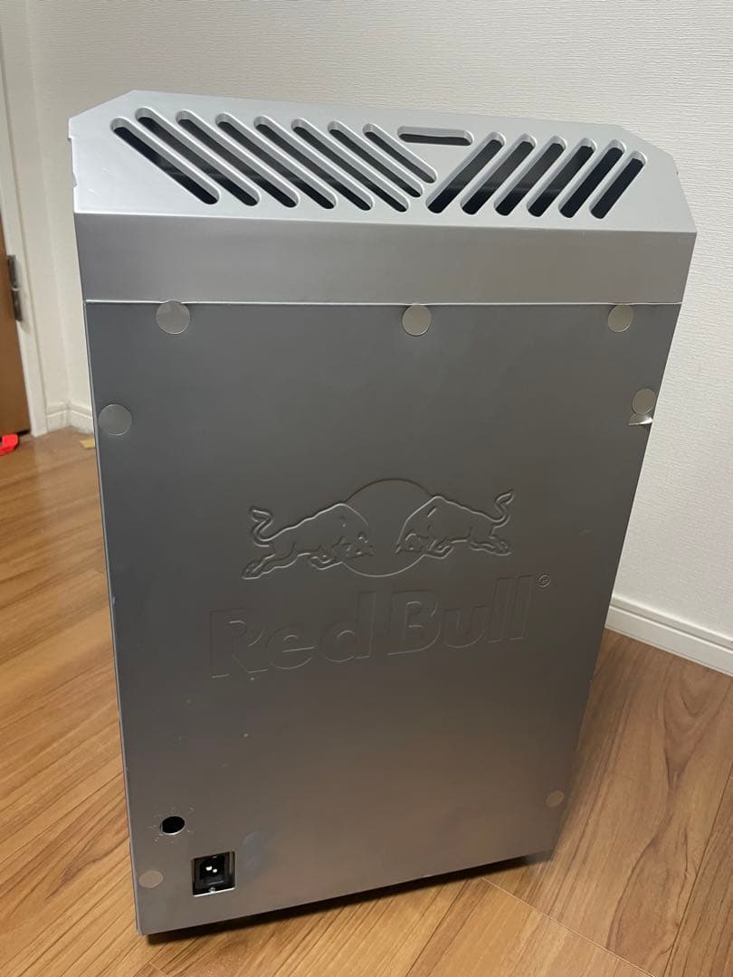 Red Bull 冷蔵庫 コンパクト ガラス扉 非売品 説明書付 - メルカリ