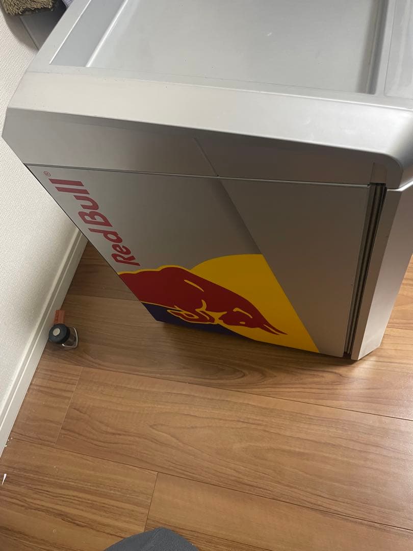Red Bull 冷蔵庫 コンパクト ガラス扉 非売品 説明書付 - メルカリ