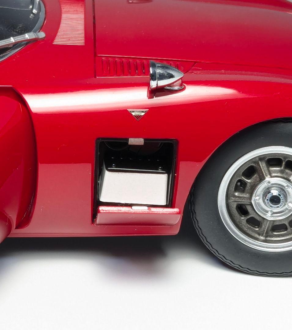 オートアート 1/18 トヨタ2000GT レッド