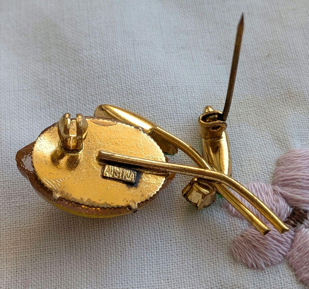 訳あり】AUSTRIA製 フルーツガラス レモン ブローチ ヴィンテージ