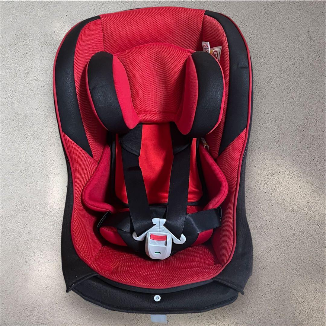 【美品】combi 新生児から4歳頃 チャイルドシート　ミニマグランデEG 赤