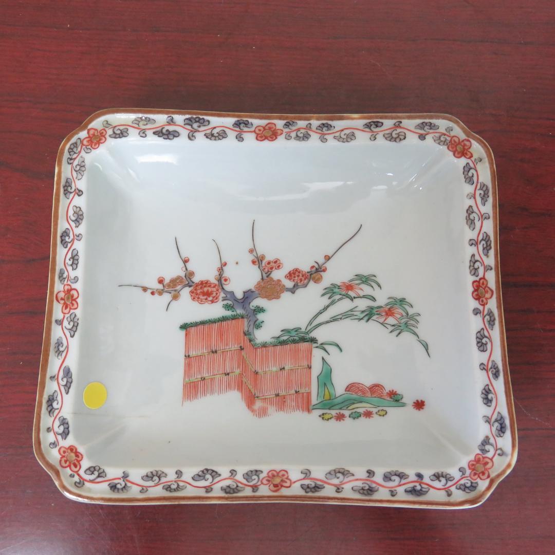 角皿 江戸 中期 後期 柿右衛門様式 花唐草 松竹梅 花弁縁 木箱 - メルカリ