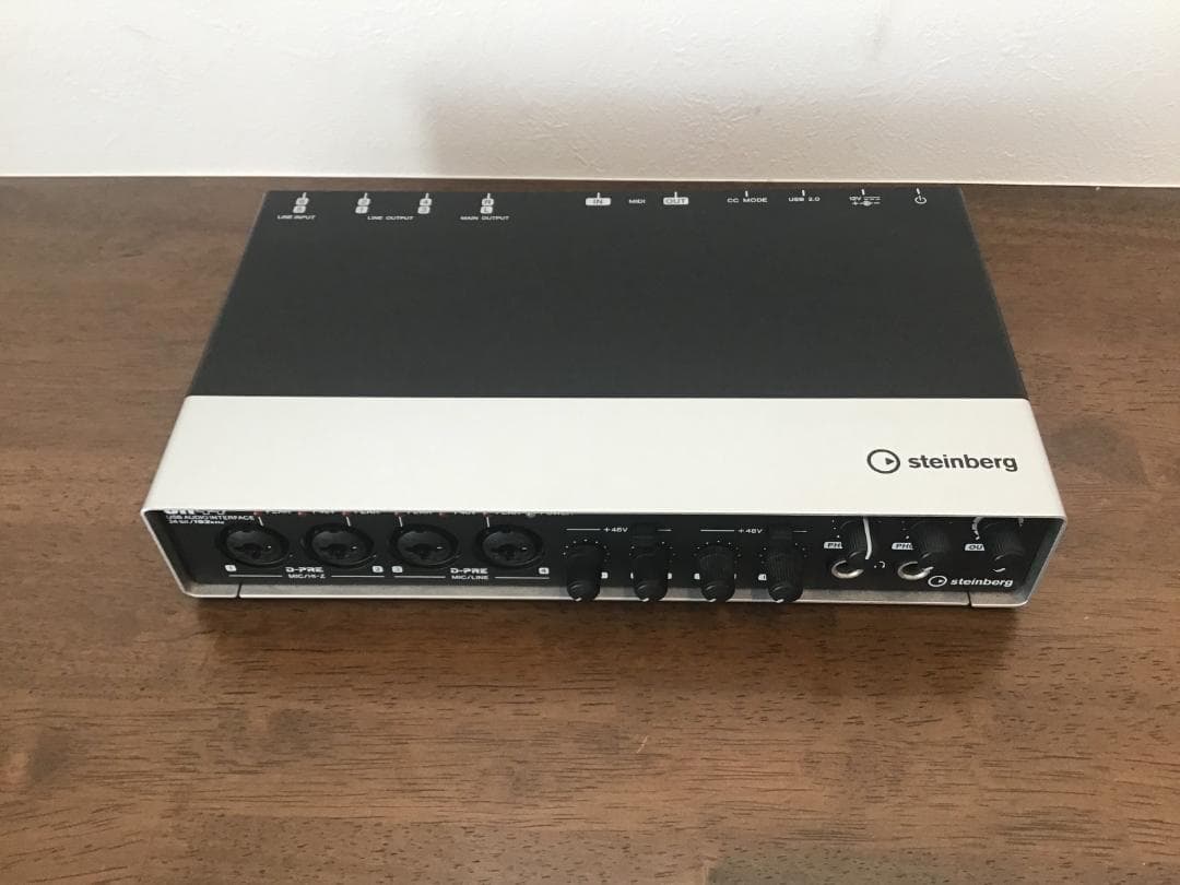 Steinberg UR44 オーディオインターフェイス