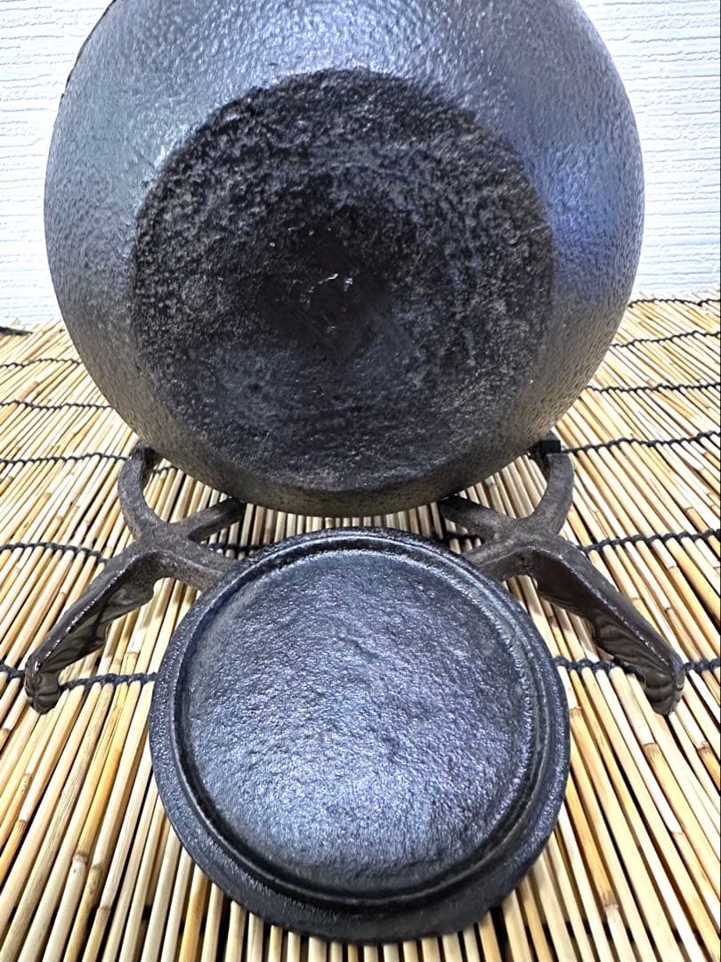 未使用品コンディション 南部釜師造 天明形12型アラレ 鉄瓶 南部鉄瓶