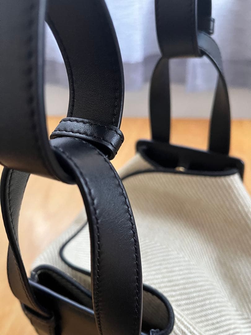 《今週末まで最終価格》LOEWE ロエベ ハンモック　コンパクト