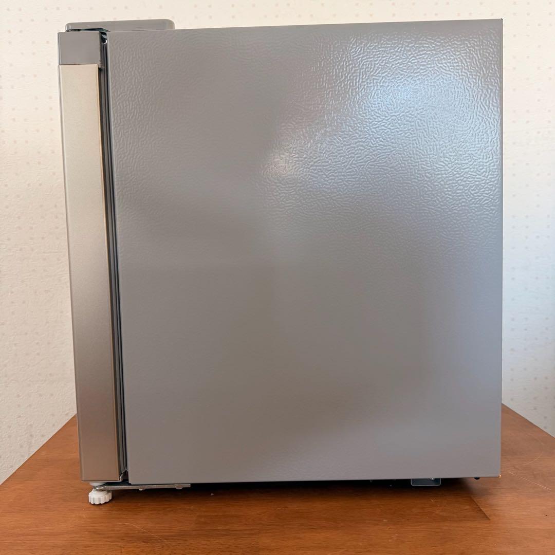 ● 極美品 アイリスオーヤマ 冷凍庫 31L 1ドア PF-A31FD-N