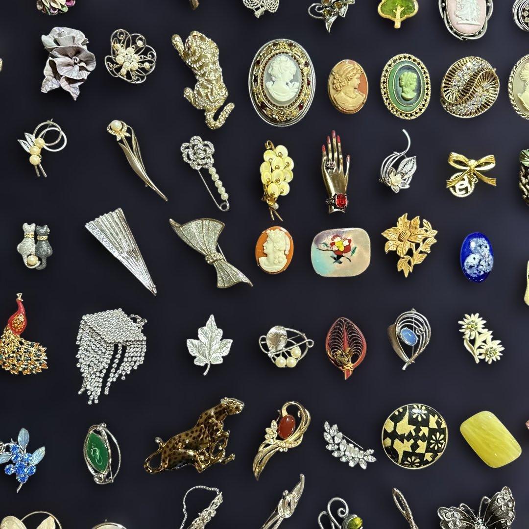 vintage】ブローチ まとめ売り 大量 110点以上 - メルカリ