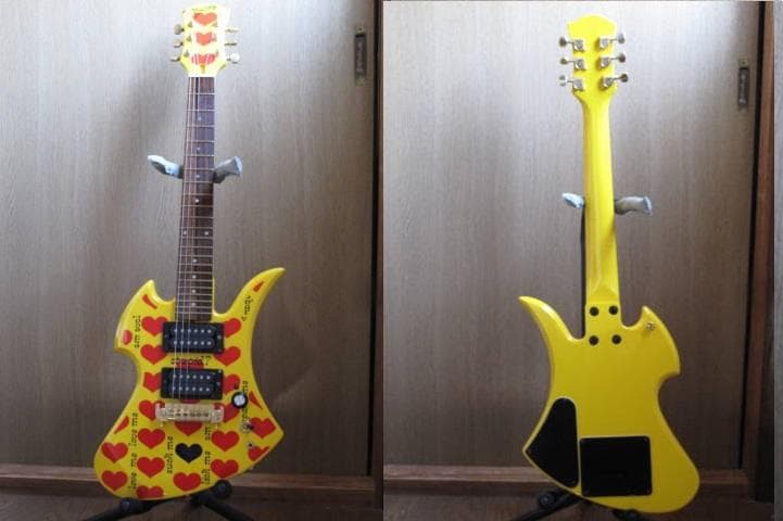 FERNANDES BURNY イエローハートJr hideモデル ミニギター - メルカリ