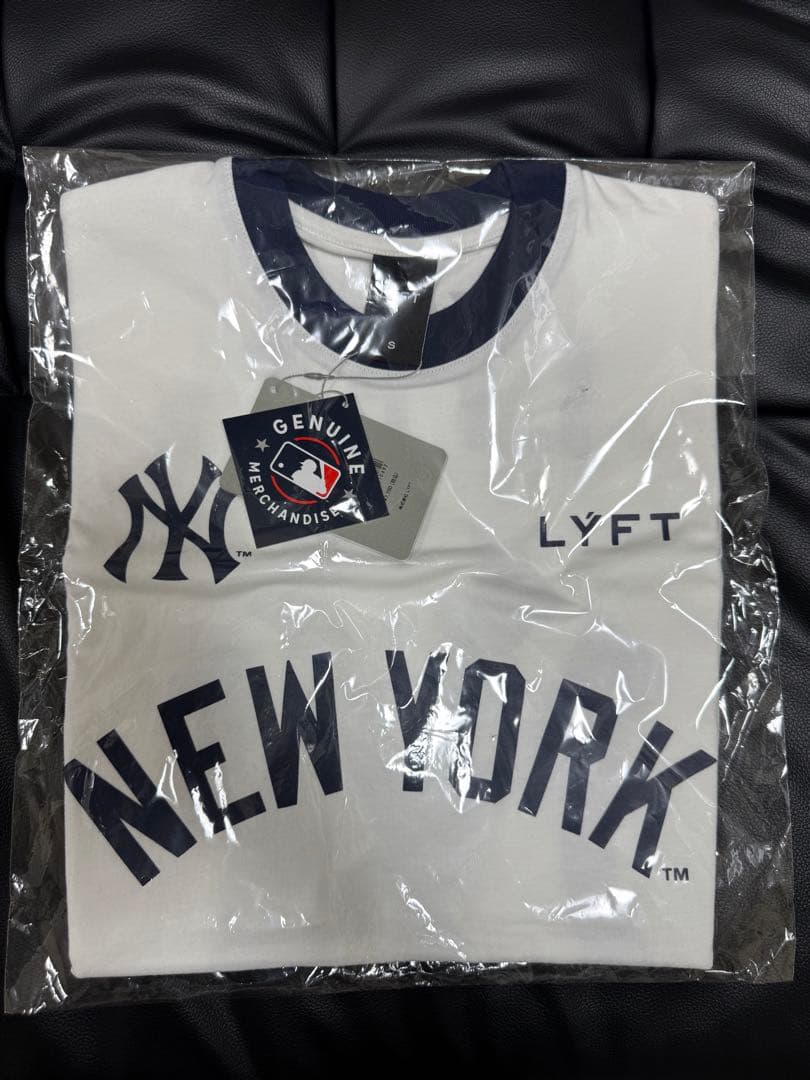 LYFT/完売品】 MLB ニューヨークヤンキース タンクトップ Lサイズ LYFT