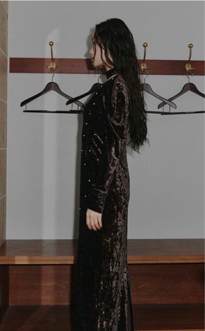 pearl glow velour dress チョーカー付　即日発送！
