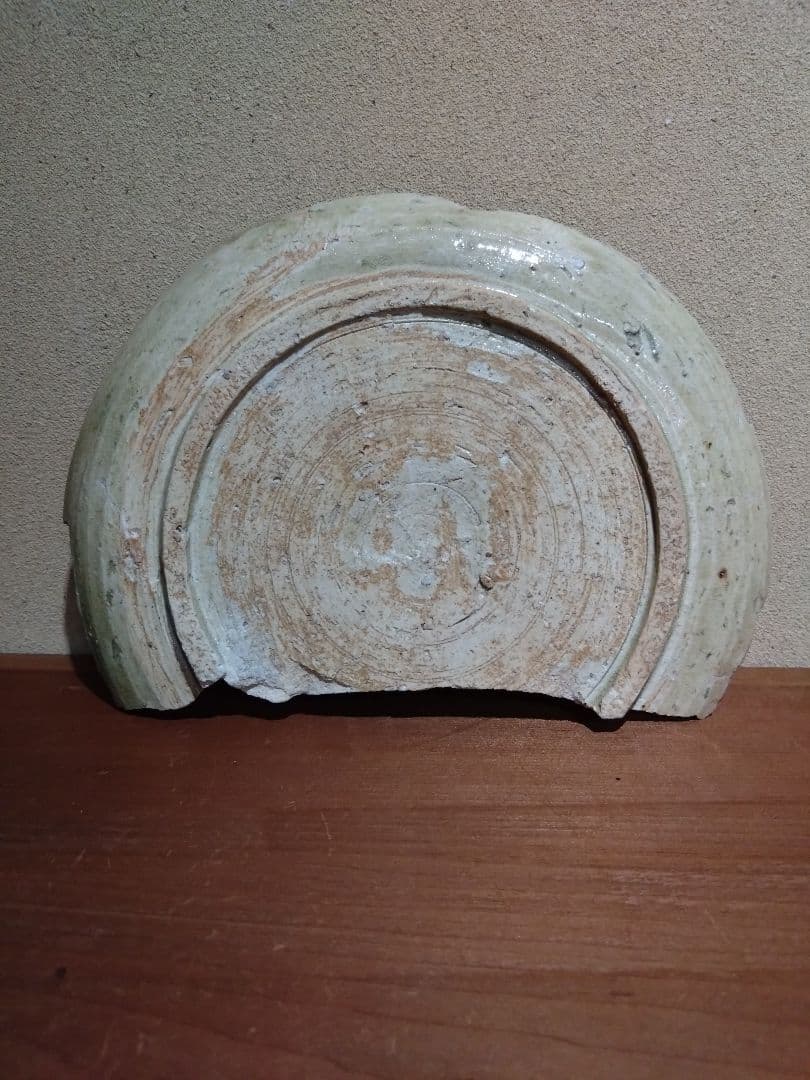 美濃陶片 黄瀬戸 菊花 織部釉流し紋 大皿 陶片 残欠 志野 織部