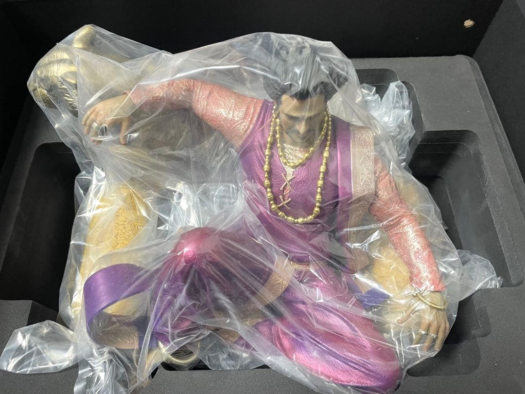 【未使用】バーフバリ 1/6スケール フィギュア