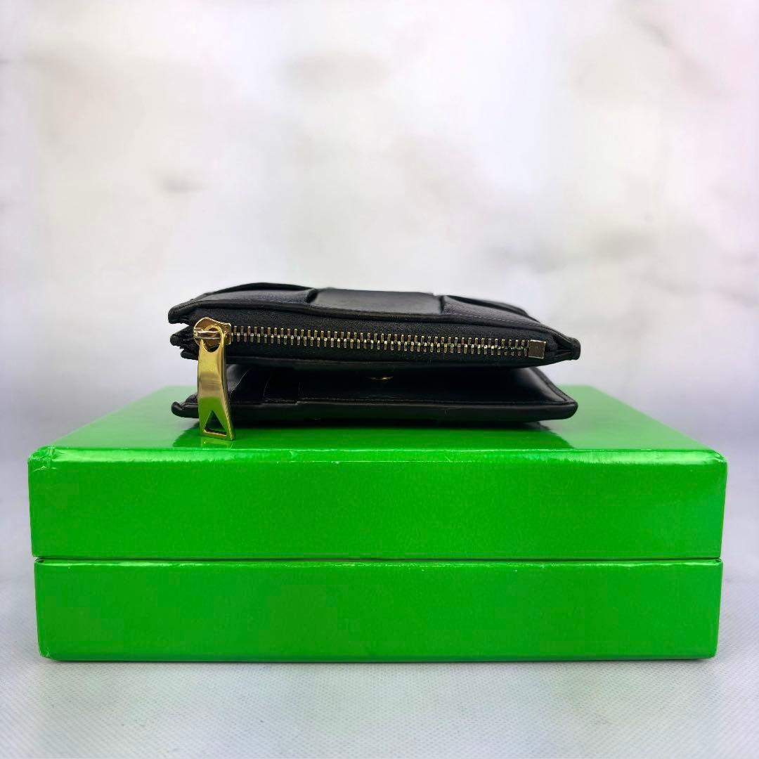 【極美品✨】BOTTEGA VENETA　コンパクト財布　2つ折り　カセット