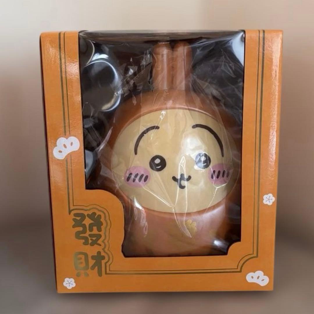 ちいかわ 台湾限定 うさぎ達磨貯金箱 飴箱 だるま 飴あり - メルカリ