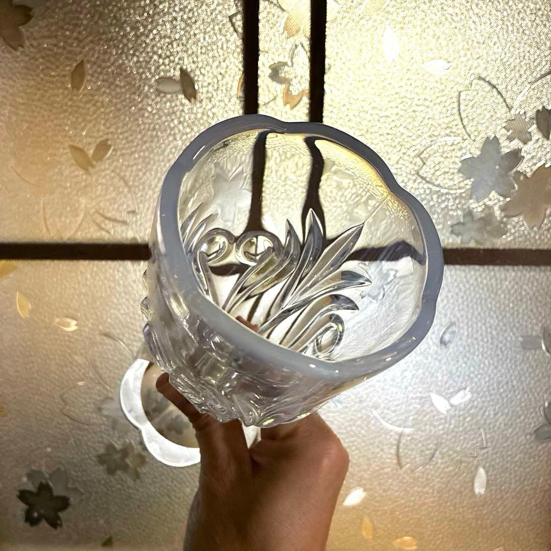 骨董 レトロ 乳白色暈し ハートプレス紋 チューリップ型 パフェグラス