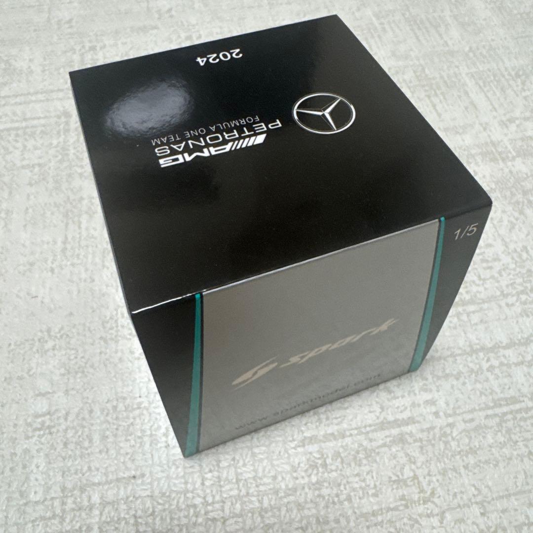 ルイス・ハミルトン 2024 ヘルメット1/5