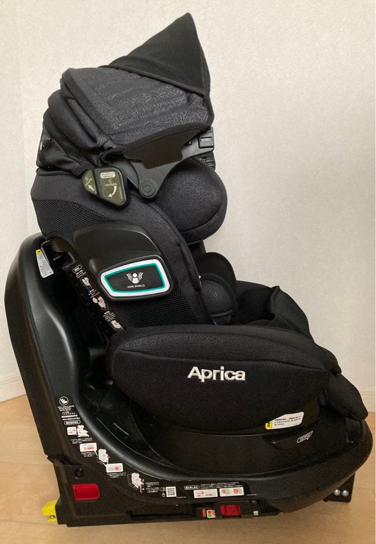 Aprica フラディアグロウ　ISOFIX セーフティー　プレミアム