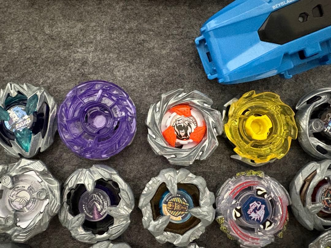 ベイブレードx まとめ売り　新品あり