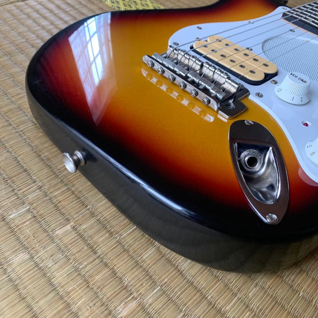Fender ストラトキャスター Champ アンプ内蔵 ギター サンバースト