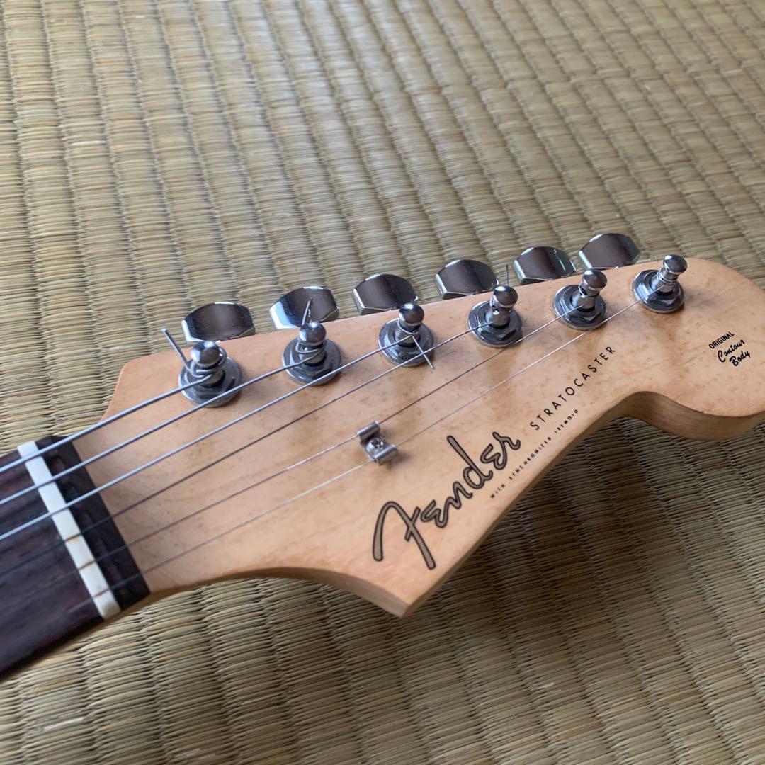 Fender ストラトキャスター Champ アンプ内蔵 ギター サンバースト