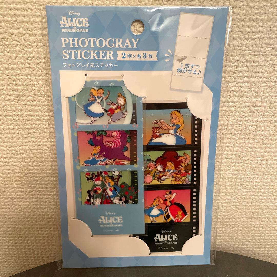 新品未開封】不思議の国のアリス フォトグレイ風ステッカー 2柄×各3枚