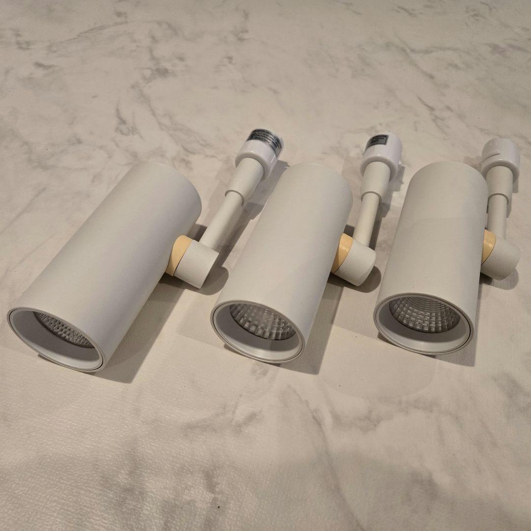 ヒカリ屋の照明 スポットライト 白 24度 1個 60度 2個