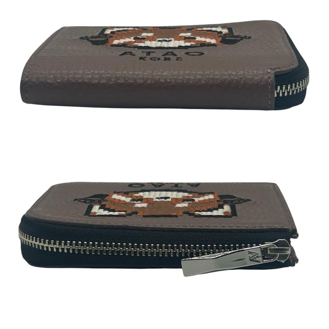 yochiko　アタオ レッサーパンダ 刺繍 レザー コンパクト財布