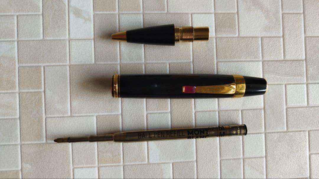 モンブラン ボエム ルージュ Rouge ボールペンの通販はau PAY