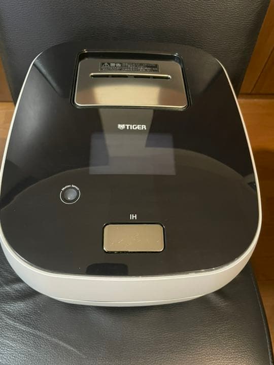 ショップ OLYMPUS コンパクトフィルムカメラ E.Zuikoレンズ ストラップ付き