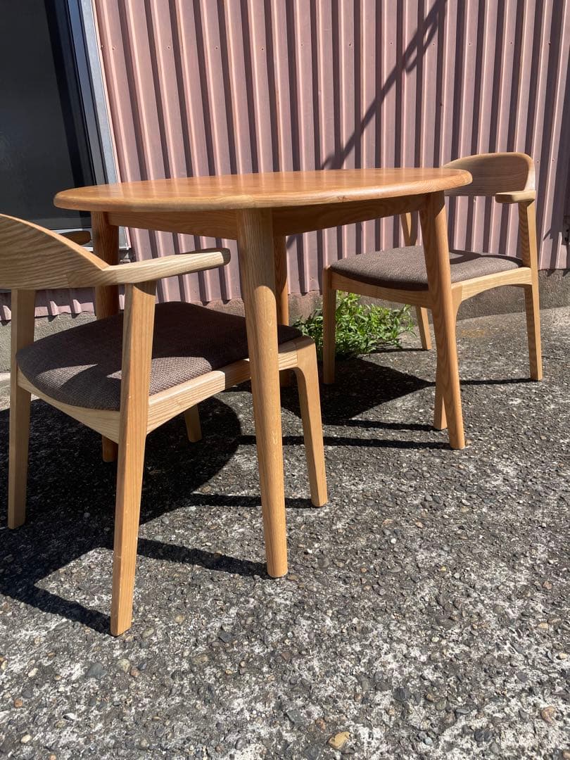 【引き取り限定】ダイニングテーブル　チェア