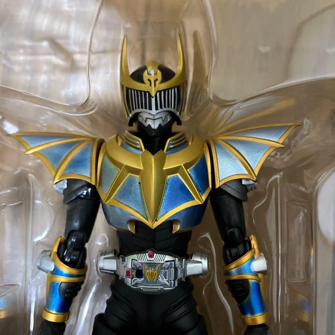 フィギュアーツ　仮面ライダー　ナイト　サバイブ　龍騎　リュウキ　ガヴ　ギーツ