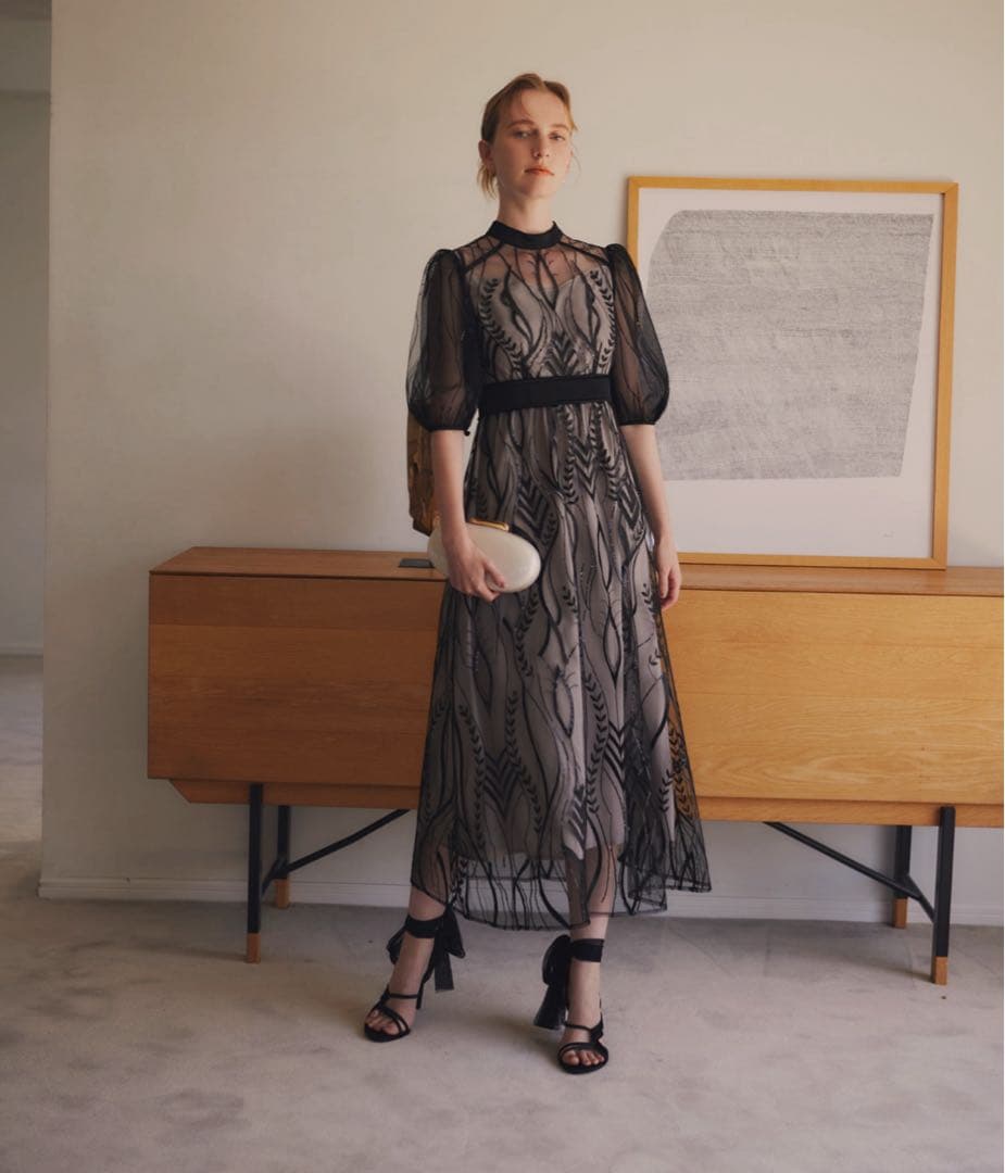 【LEJA】スパンコール刺繍レースプチハイネックAラインドレス パーティードレス