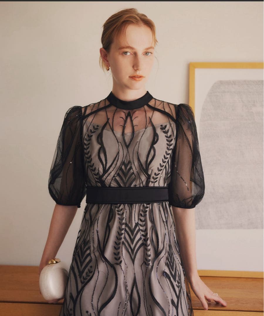 【LEJA】スパンコール刺繍レースプチハイネックAラインドレス パーティードレス