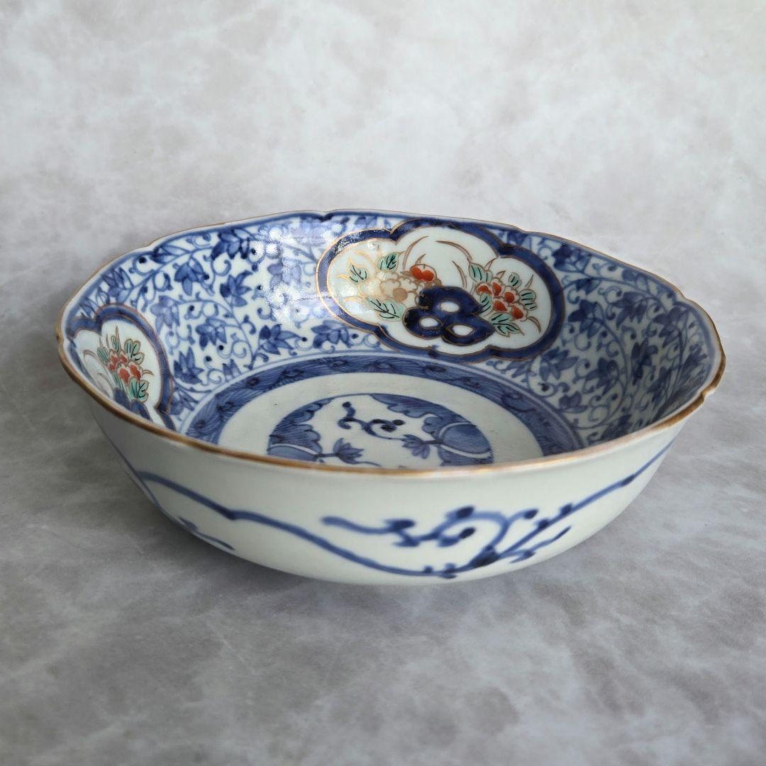 古伊万里 花唐草 深皿 江戸時代 染付 金彩 赤絵 金直し 金継ぎ