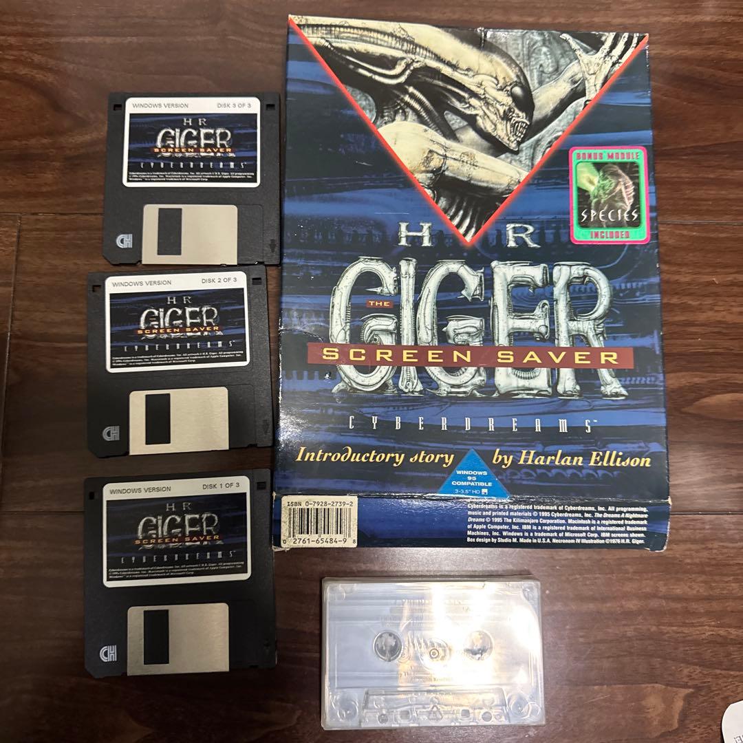 HR.GIGER スクリーンセ－バ－＆ ラベル ワイン ➕リ－フレット