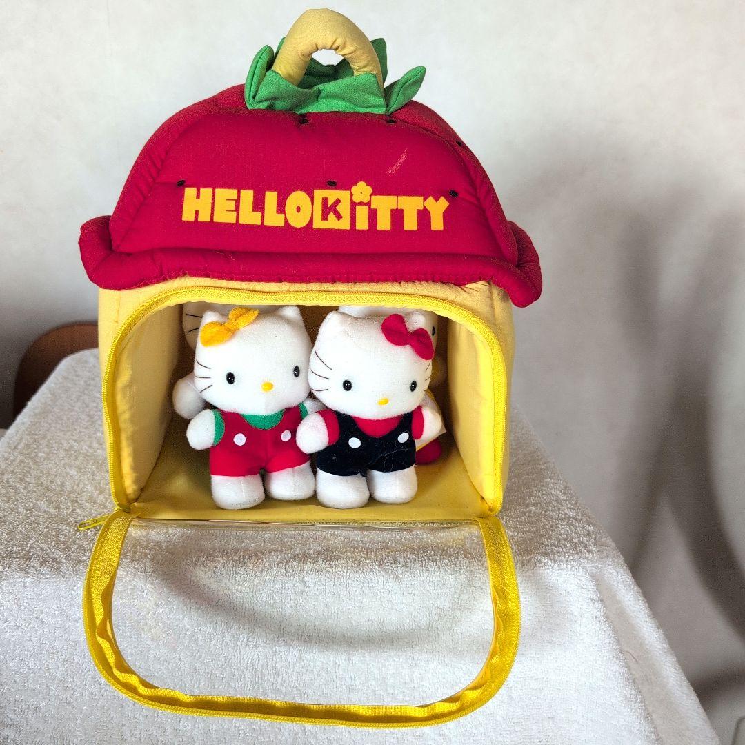 HELLO KITTY いちごハウス（ぬいぐるみ4体セット）