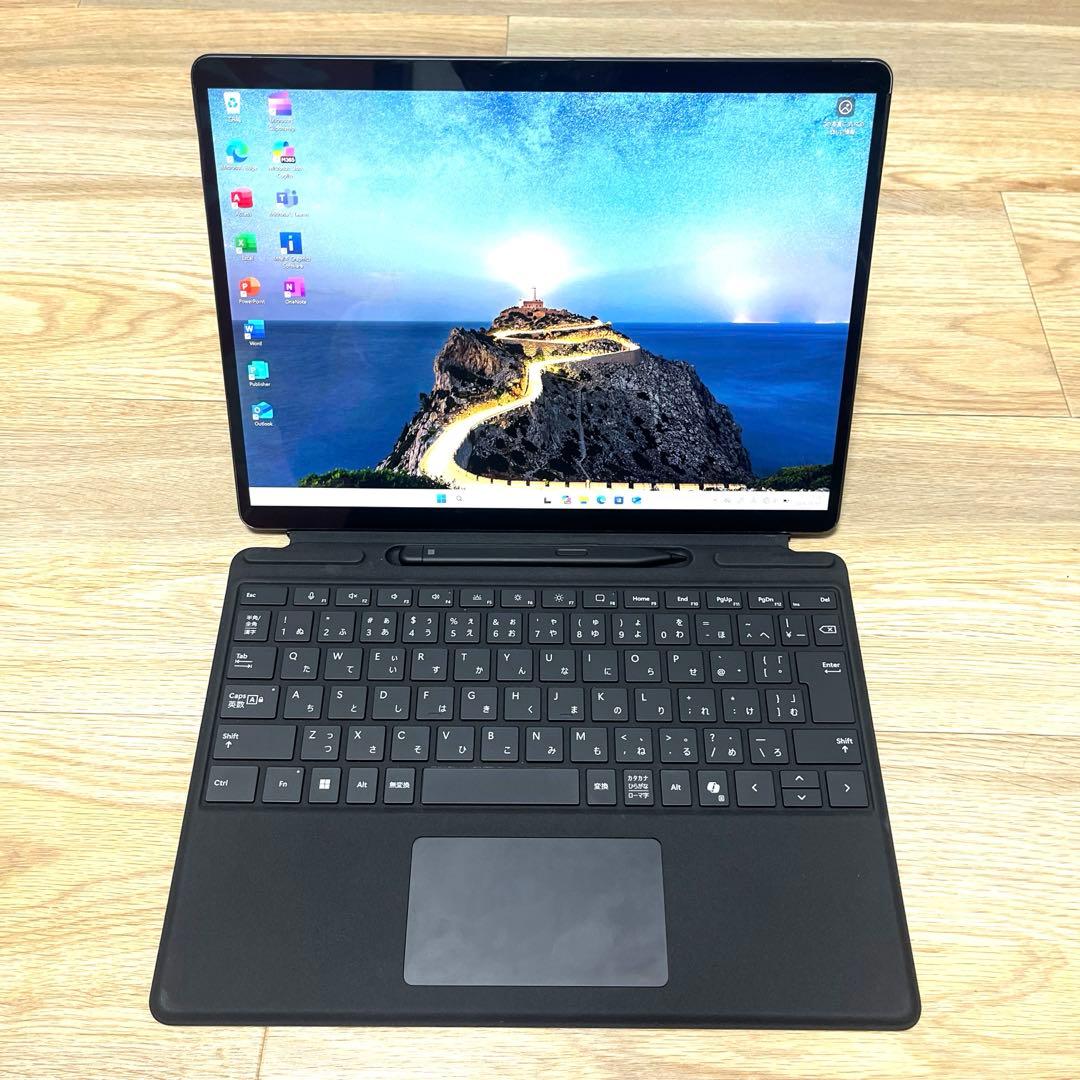 Surface Pro8 i5/8GB/256GB LTE搭載 Surface Pro8 i5⁄8GB⁄256GB LTE