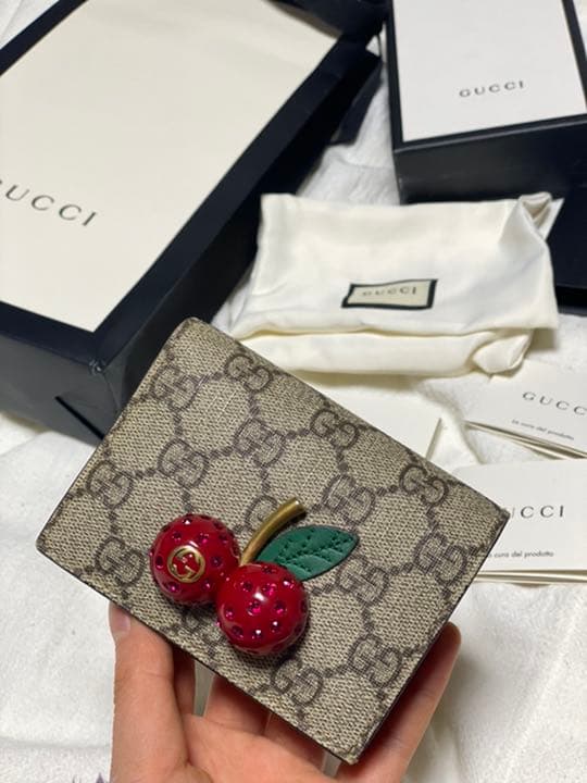 GUCCI グッチ折り財布 チェリー さくらんぼ