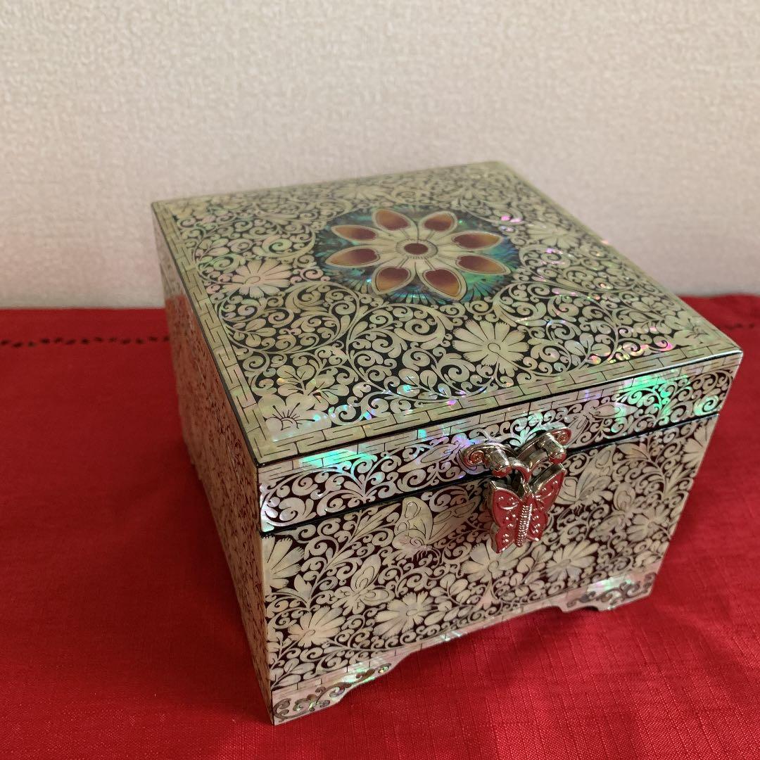 最高級ジュエリーボックス⭐︎韓国伝統工芸の螺鈿細工⭐︎