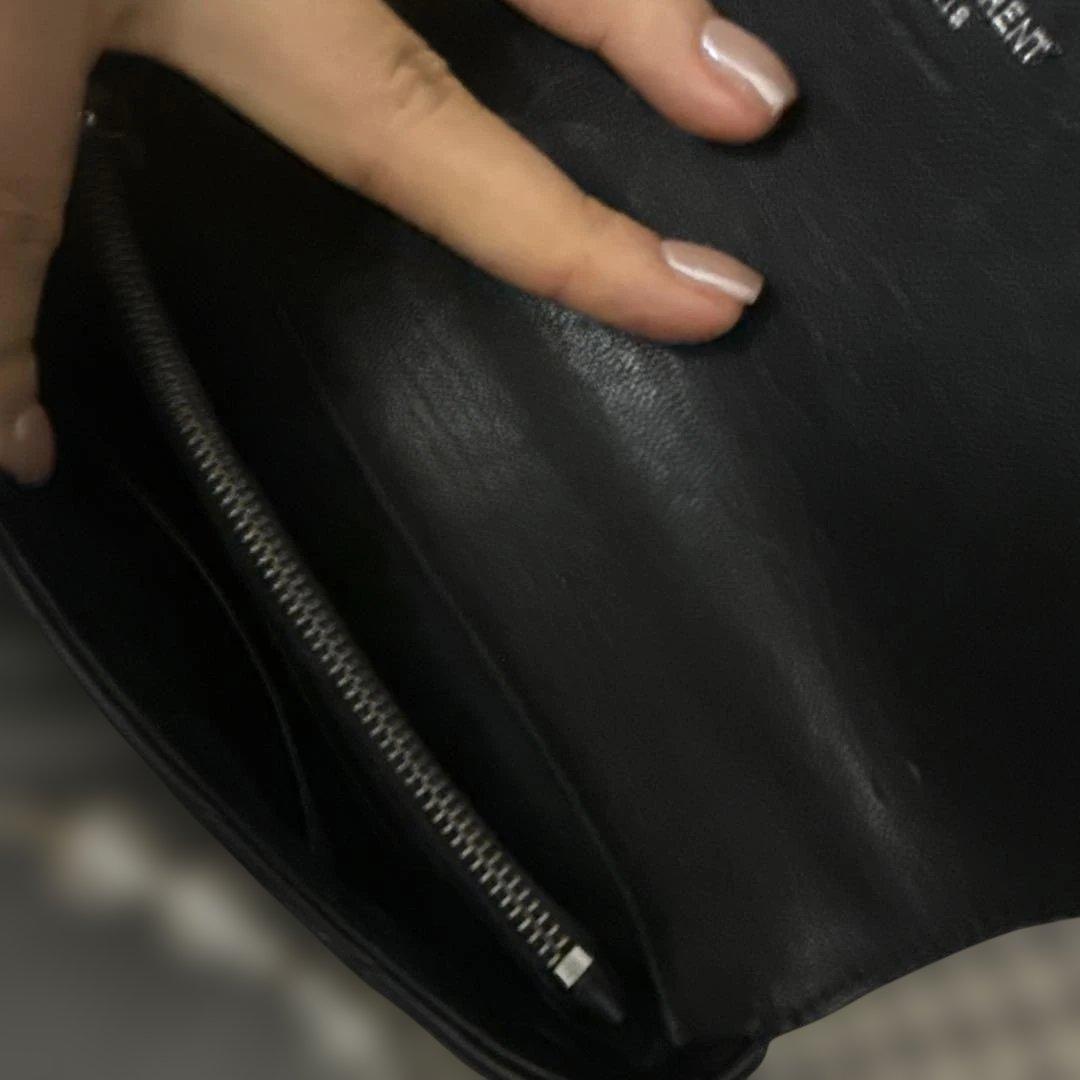 Saint Laurent ブラックショルダーバッグ