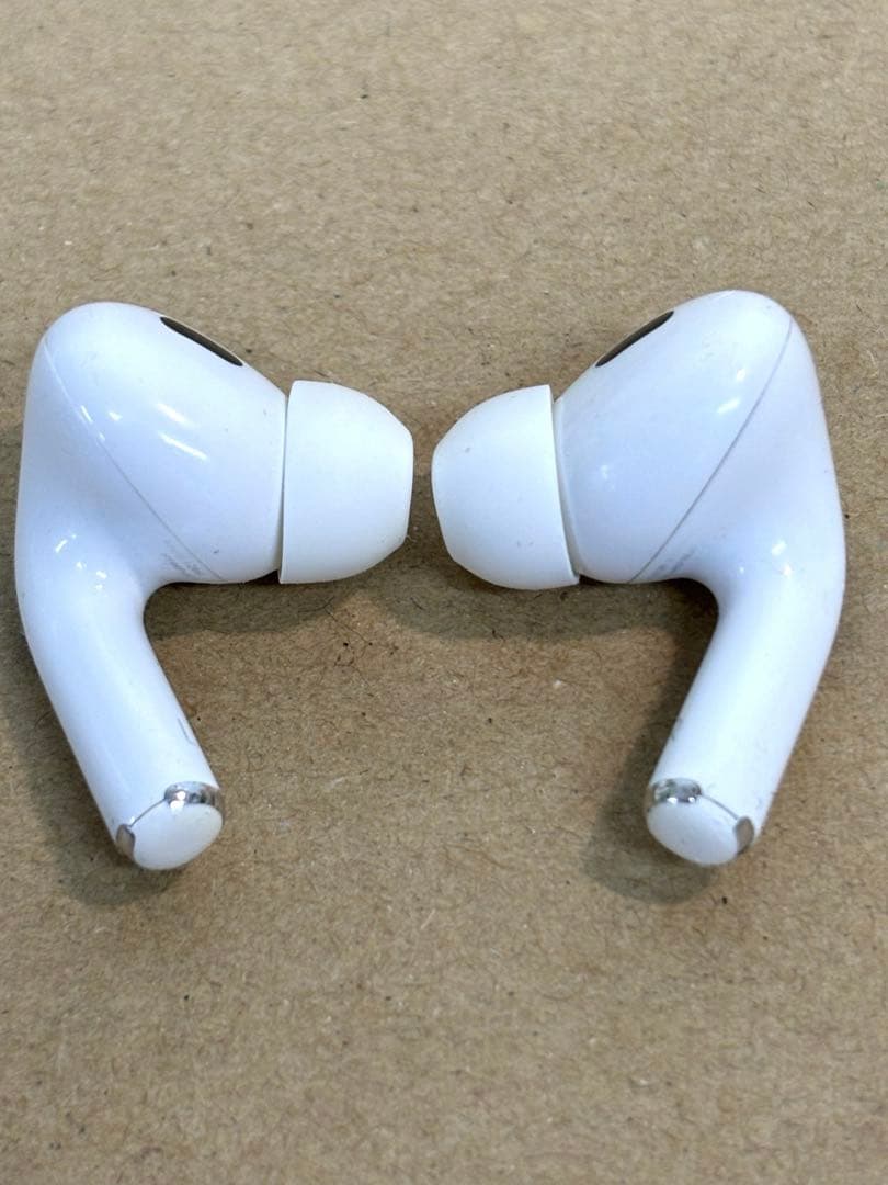18935 AirPods Pro (第2世代) A2698/2699/2700