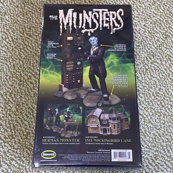 メビウス ハーマン マンスター / メビウス グランパ マンスター (2セット)