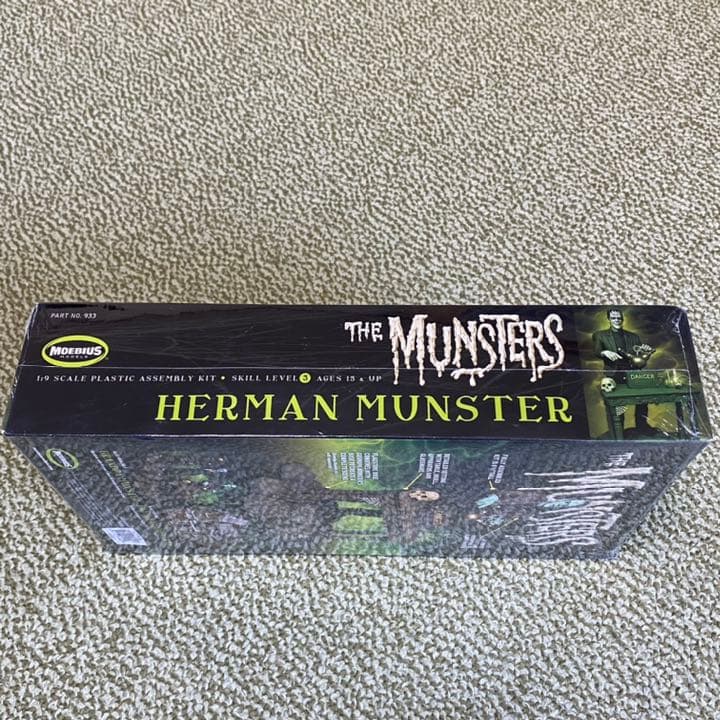 メビウス ハーマン マンスター / メビウス グランパ マンスター (2セット)