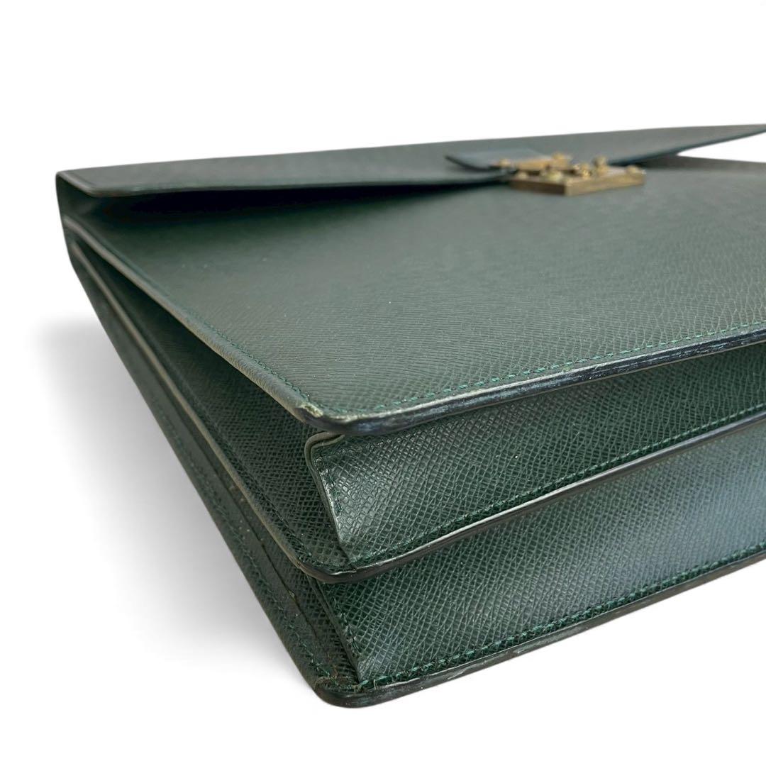 ルイヴィトン　ビジネスバッグ　タイガ　セルヴィエットモスコバ　エピセア